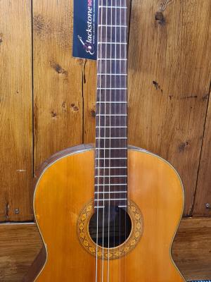 Antoria classical store guitar